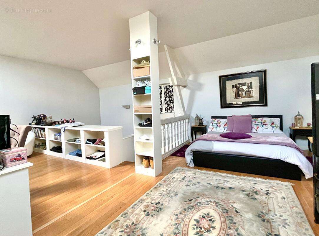 Belle propriété de 260m² - en 2 Habitations sur terrain de 614m² - photo 9