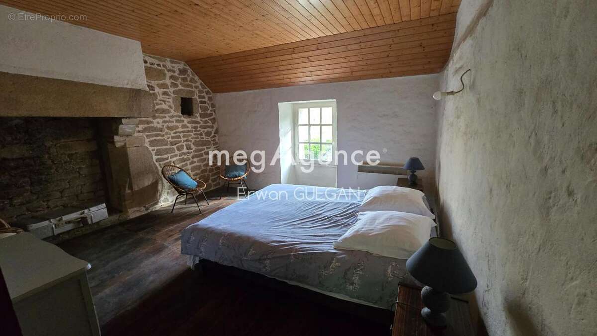 Maison à SEGLIEN