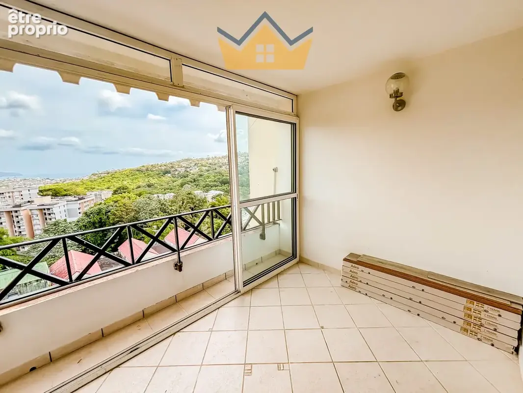 Appartement 4 pièces 79 m² à vendre à Fort-De-France (97200) - photo 7
