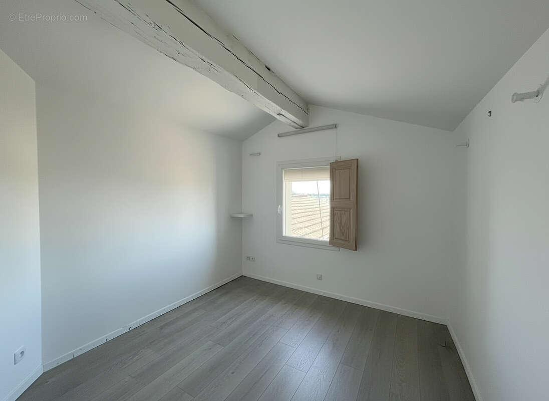 Appartement L Isle Sur La Sorgue 3 pièce(s) 102 m2 - photo 9