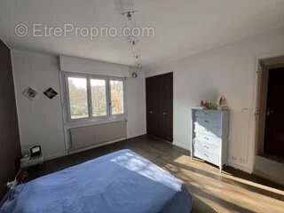 Maison à SAINT-REMY-LES-CHEVREUSE