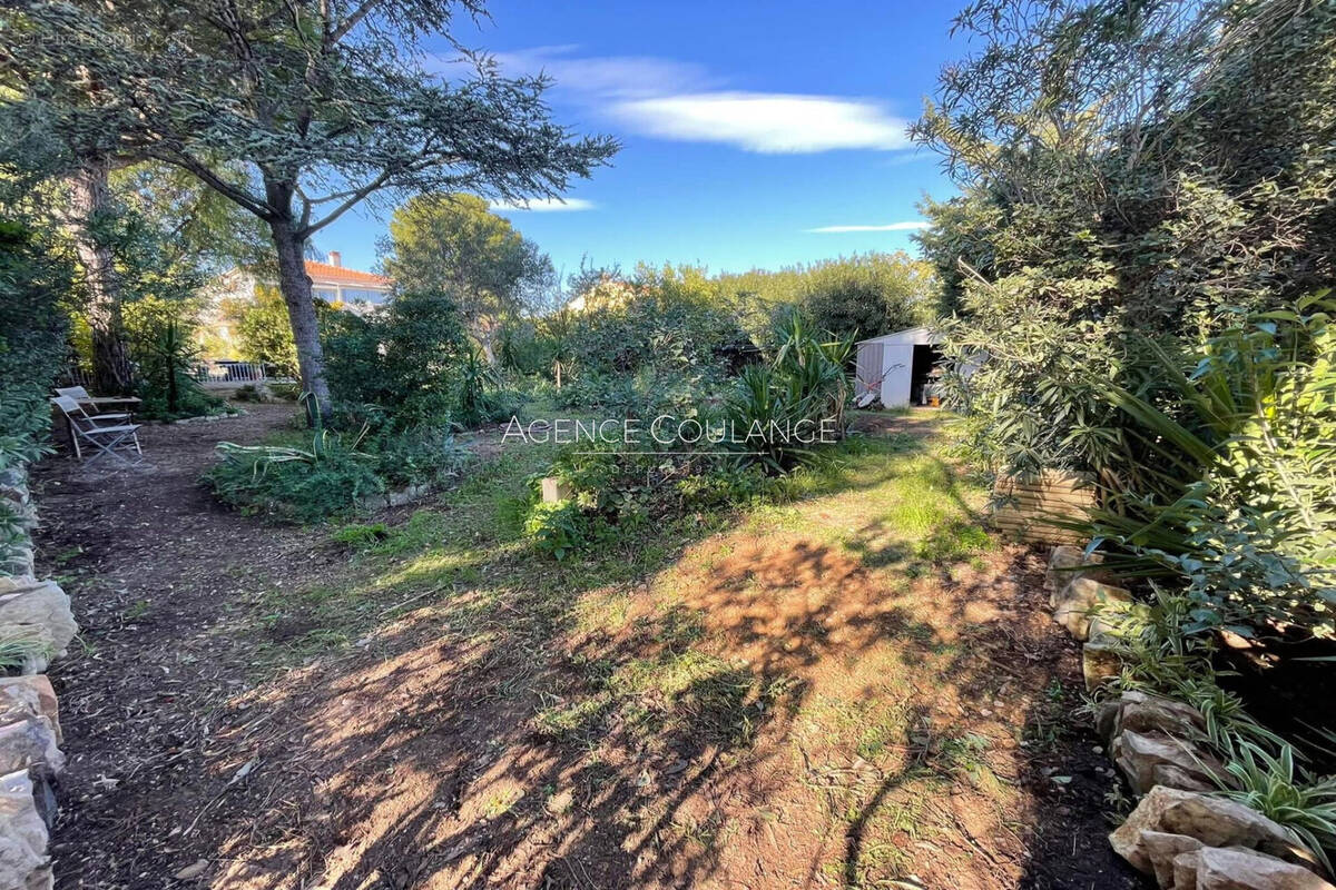 Terrain à LA CIOTAT