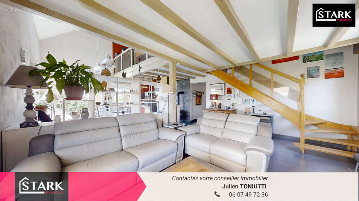 Maison à AUXELLES-BAS