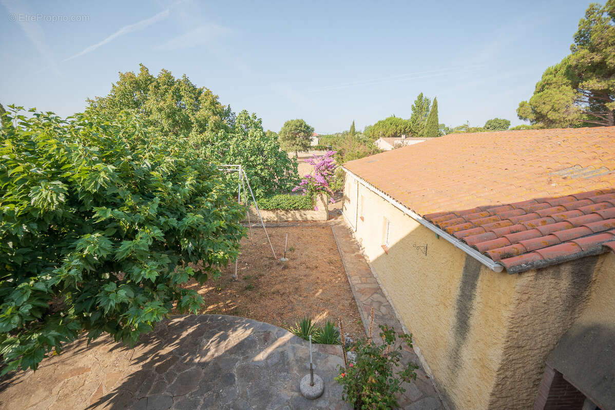 MaisonT5  avec 2 garages sur terrains clos - photo 40