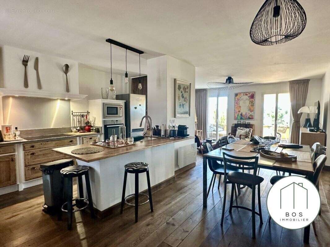 Appartement à MALLEMORT