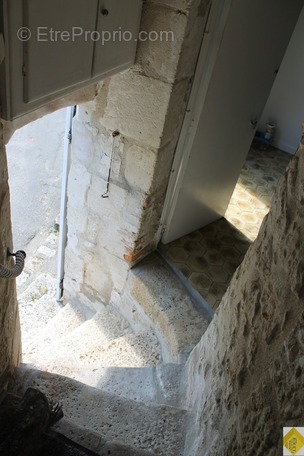 Maison à ANGLES-SUR-L&#039;ANGLIN