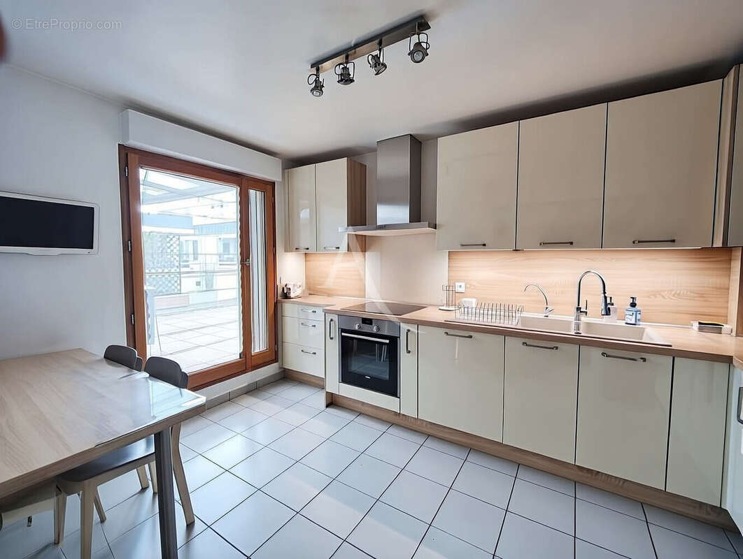 Appartement à VITRY-SUR-SEINE