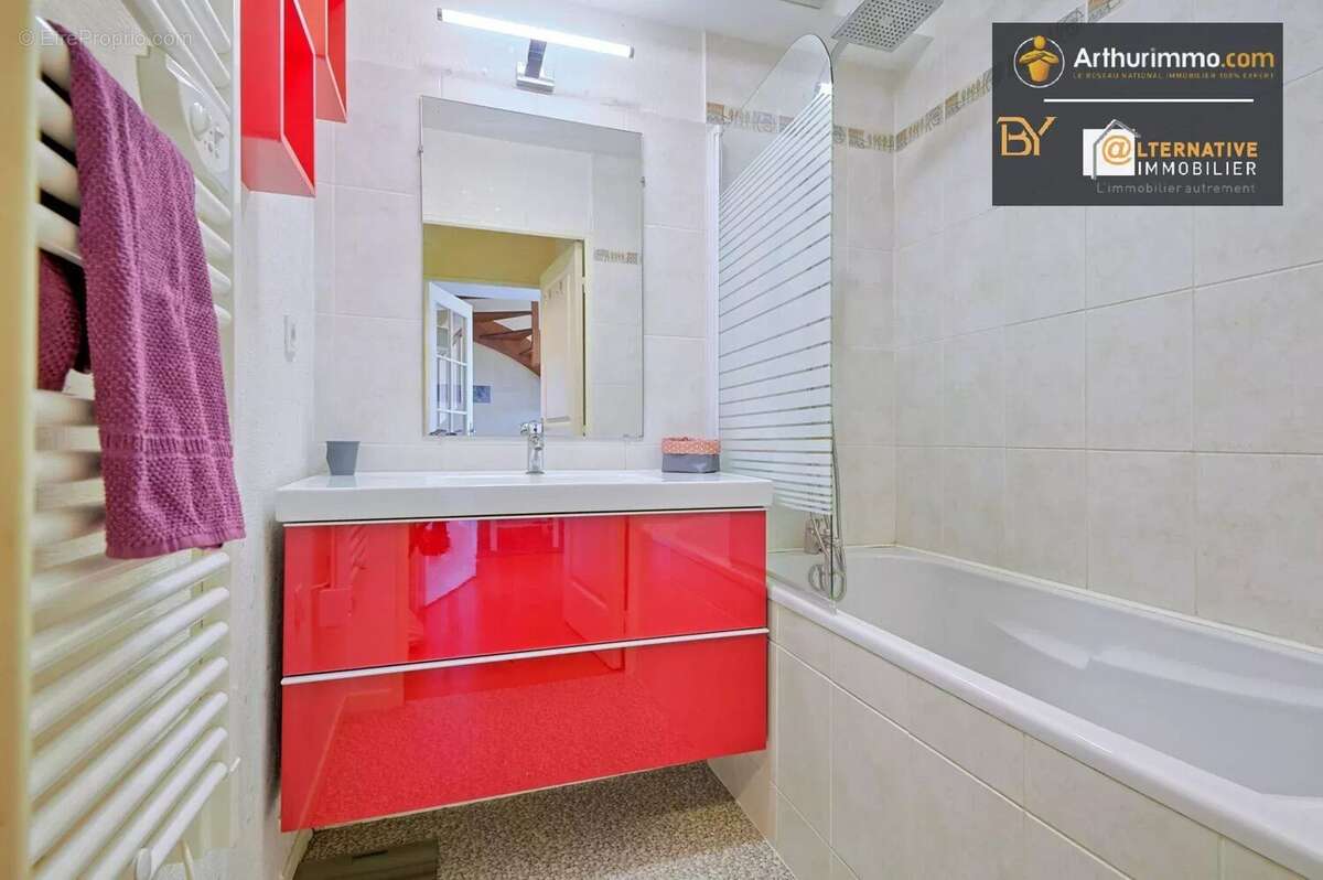 Appartement à SAINT-DOMINEUC