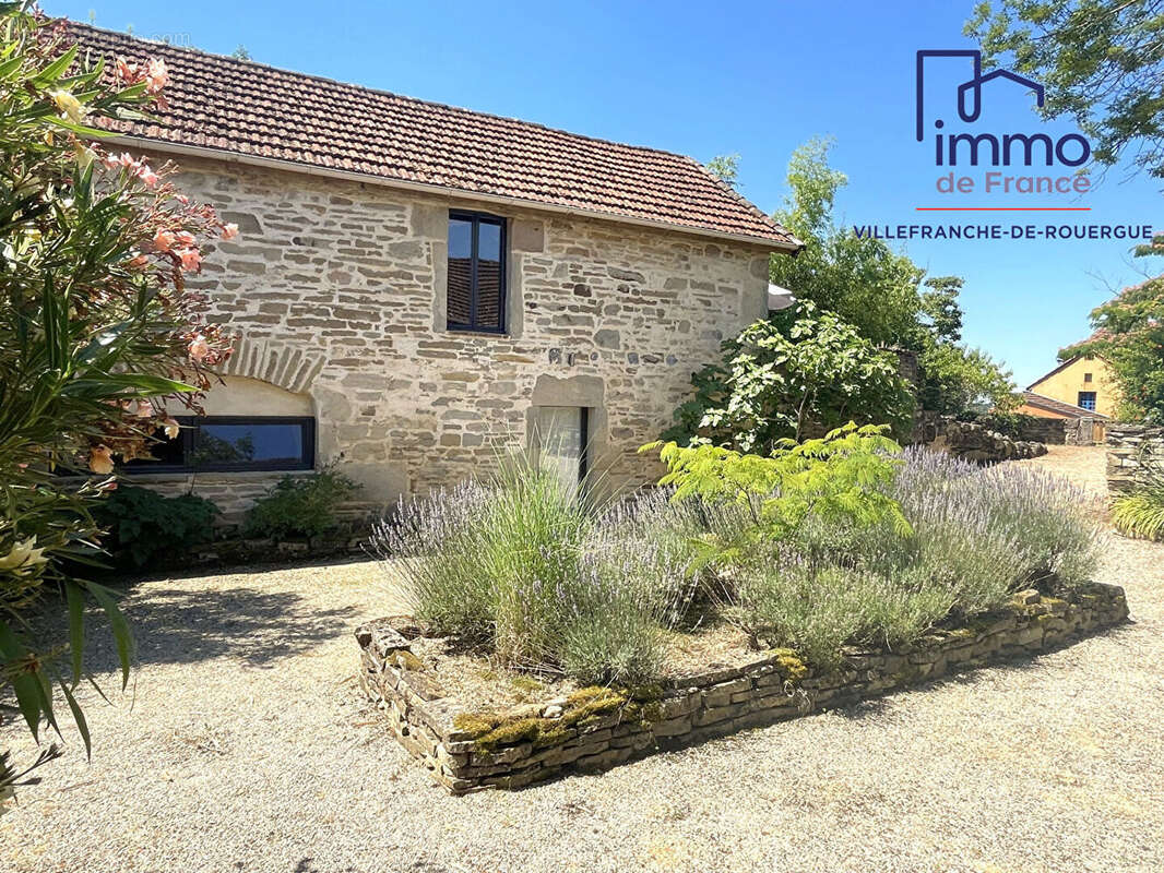 Ensemble immobilier - Maison + gîtes + terrains agricoles - photo 10