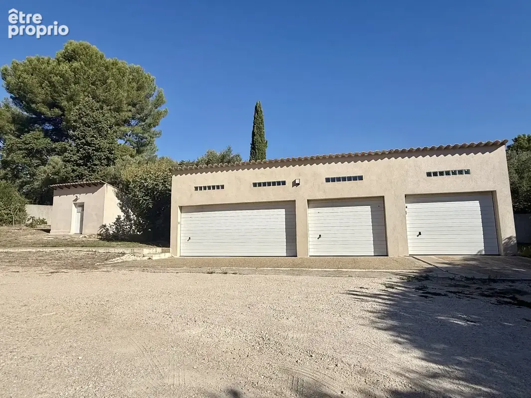 Villa d'architecte 202m2 + dépendances - Parc arboré de 2512m2 - Piscine Allauxch - photo 3