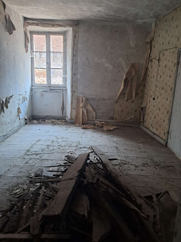 un bien à fort potentiel de valorisation ? LUBERSAC - photo 2