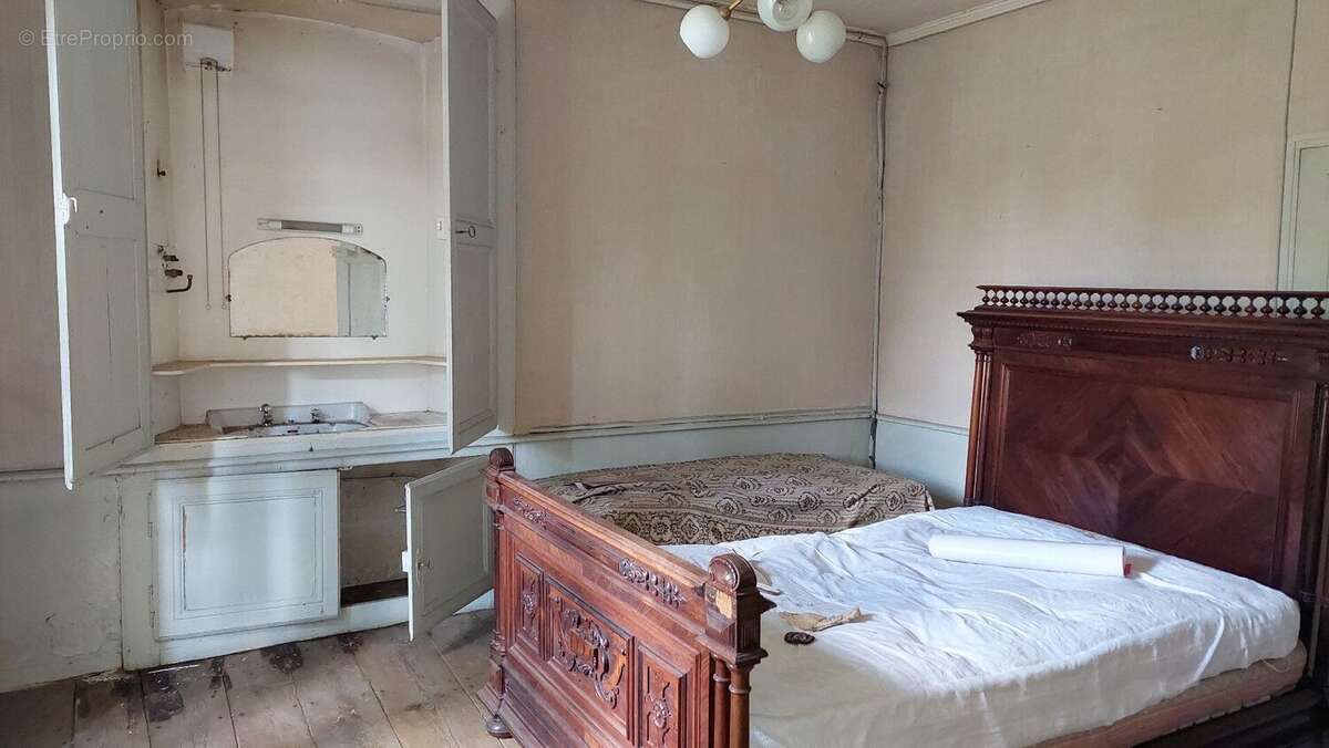 Maison de caractère avec terrain arboré - photo 17
