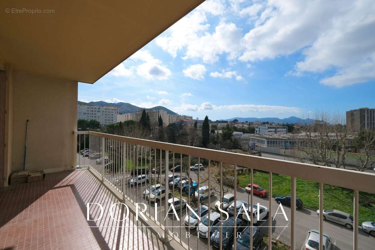 Appartement à MARSEILLE-10E