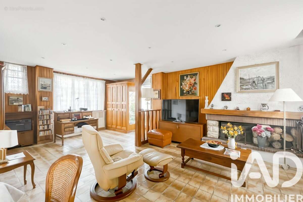 Maison 113 m² à Montfermeil  - photo 5