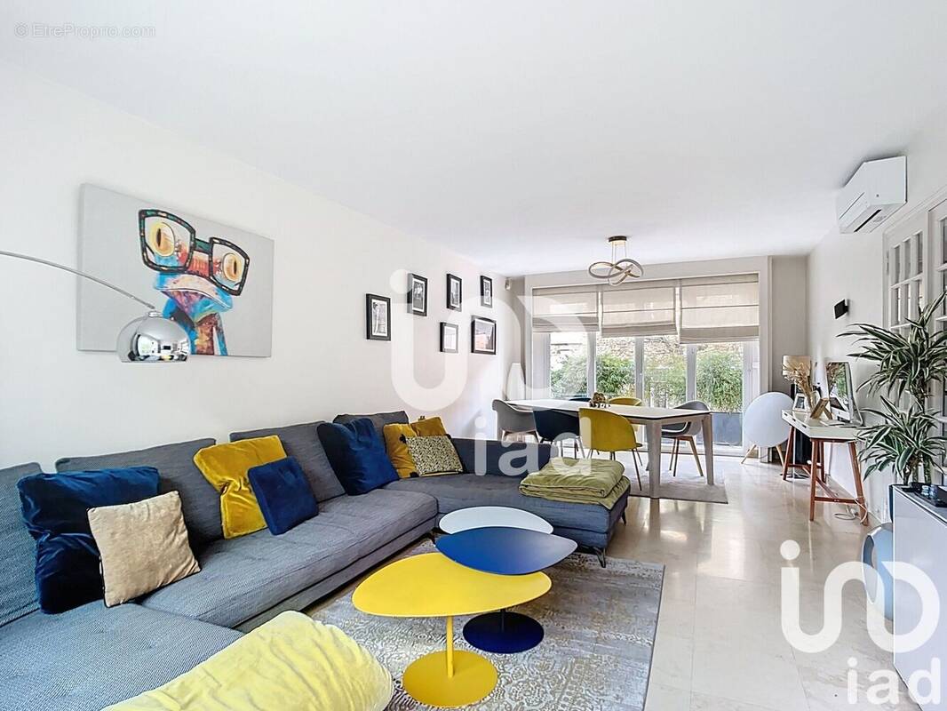 Photo 1 - Maison à SAINT-MAUR-DES-FOSSES