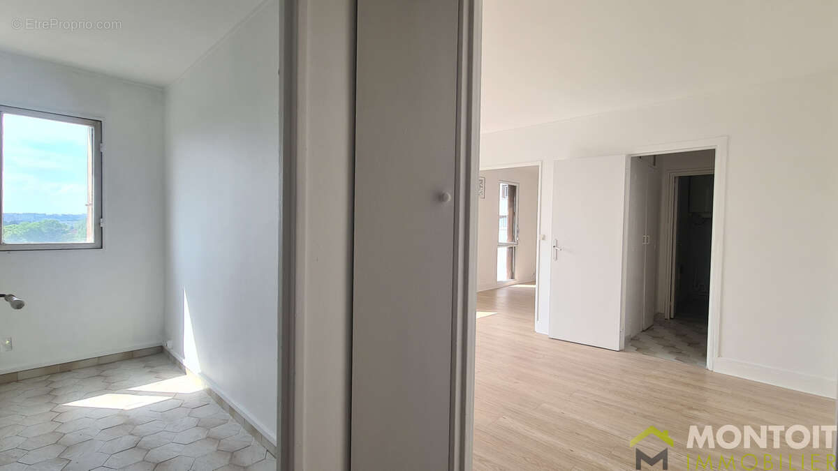 Appartement à THIAIS
