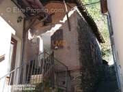 Maison à LIVINHAC-LE-HAUT