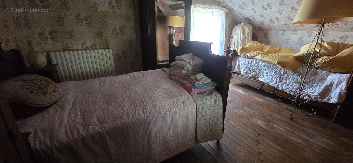 Maison à ARNAC-POMPADOUR