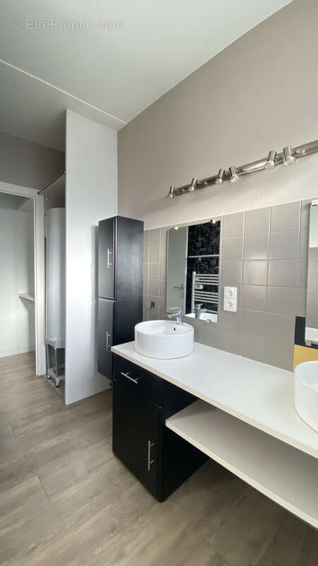 Maison à CHENAC-SAINT-SEURIN-D&#039;UZET