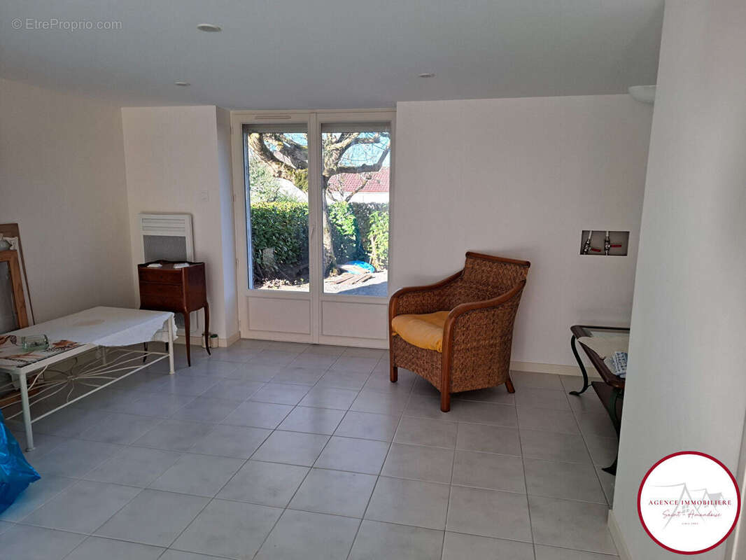 Maison à SAINT-AMAND-MONTROND