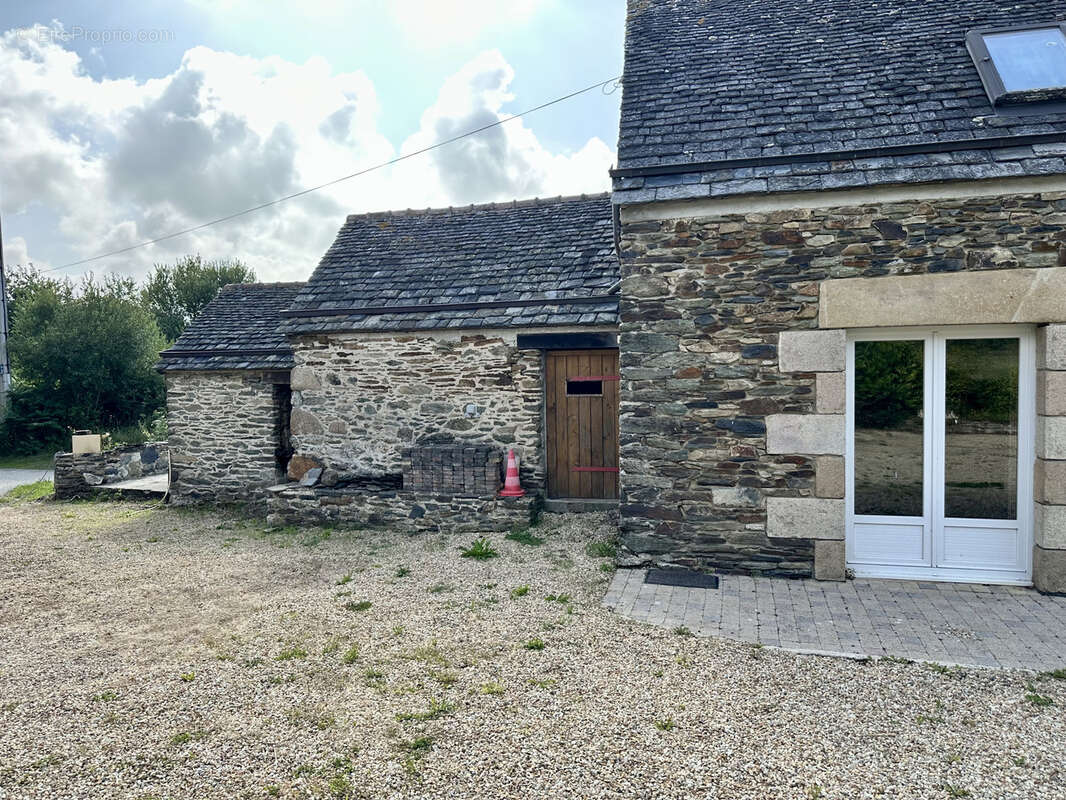 Maison à PLESTIN-LES-GREVES