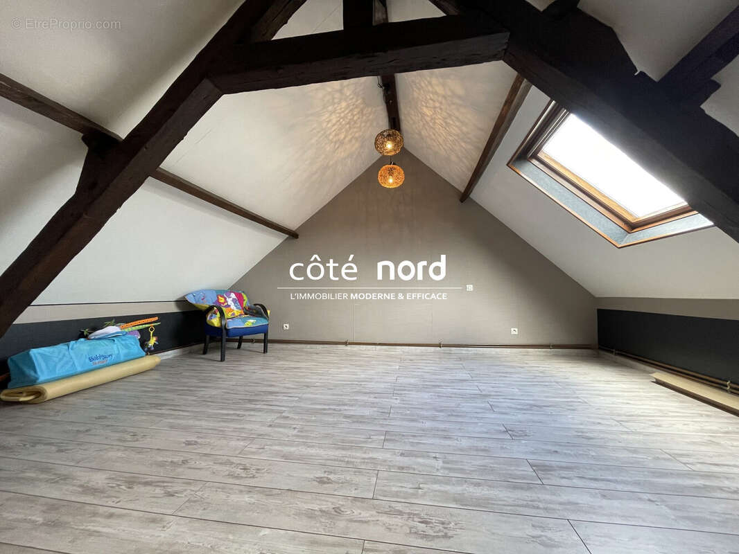 Maison 135 m² à Cambrai  - photo 8