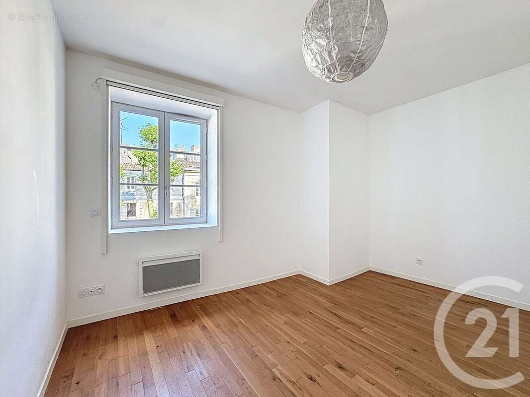 Appartement à BORDEAUX