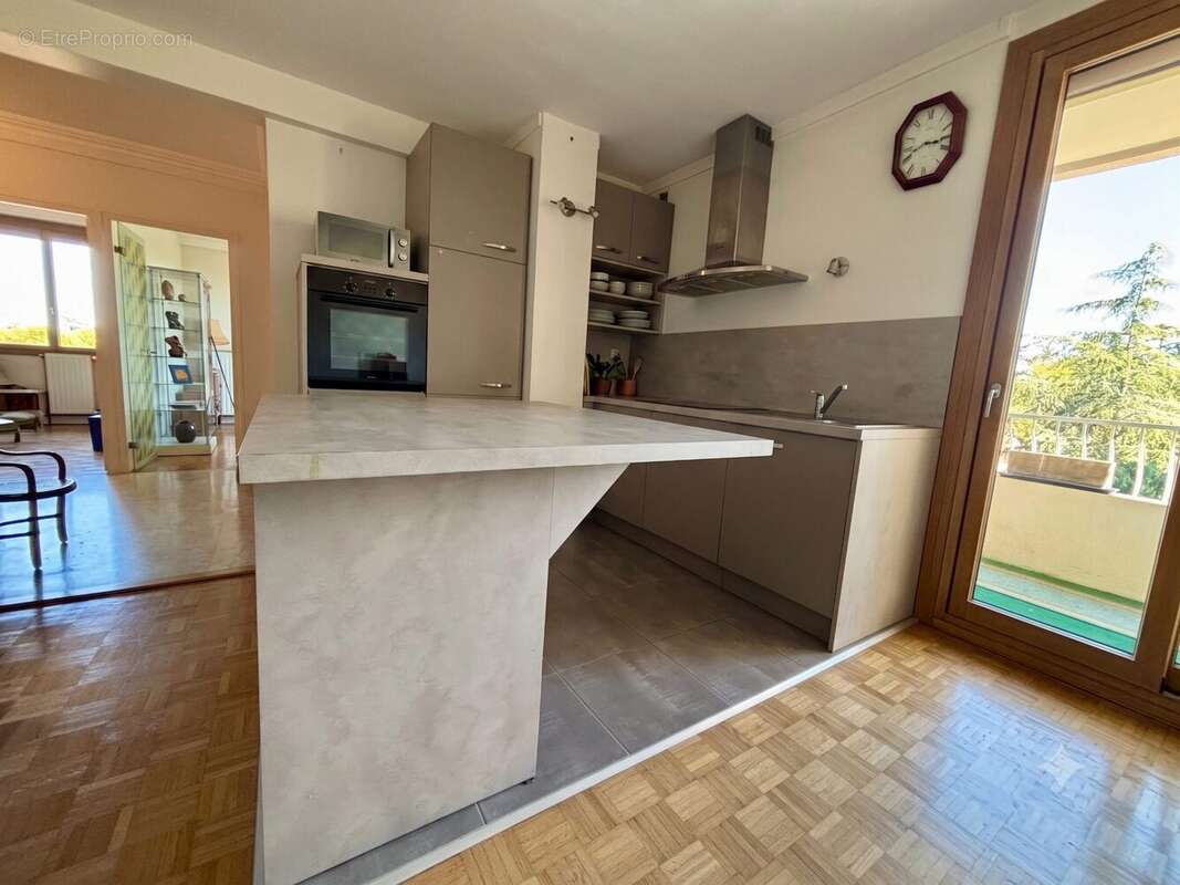 Appartement 65 m² à Romans-Sur-Isere  - photo 3