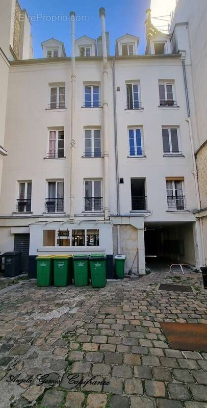 Appartement à PARIS-10E