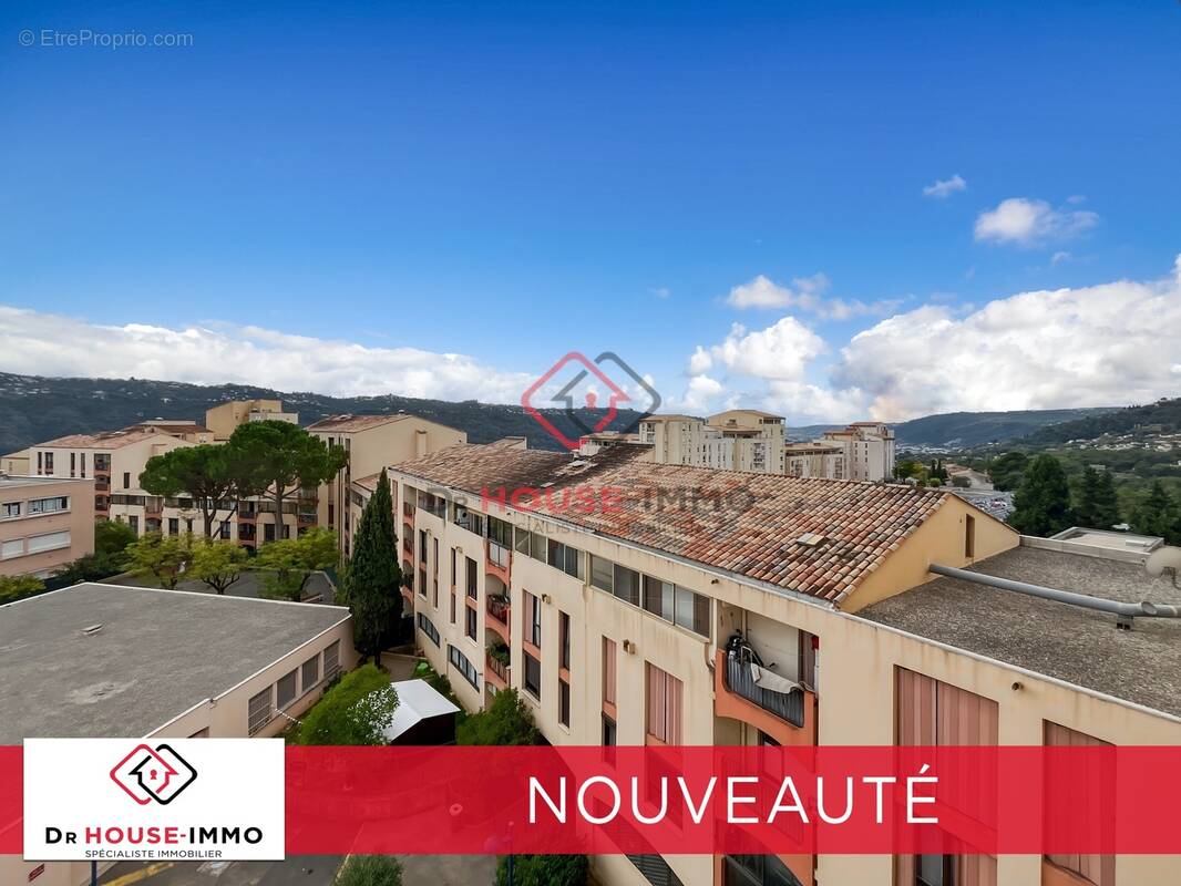 Appartement à CARROS