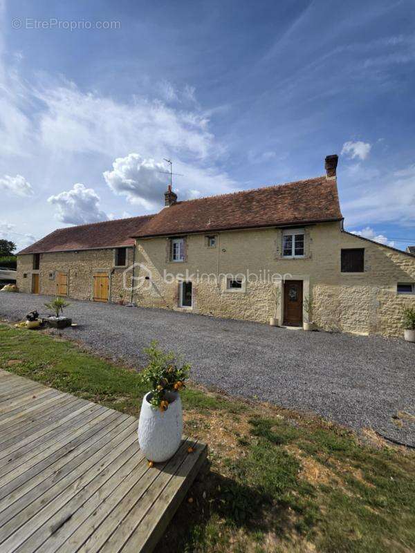 Maison à LE MERLERAULT