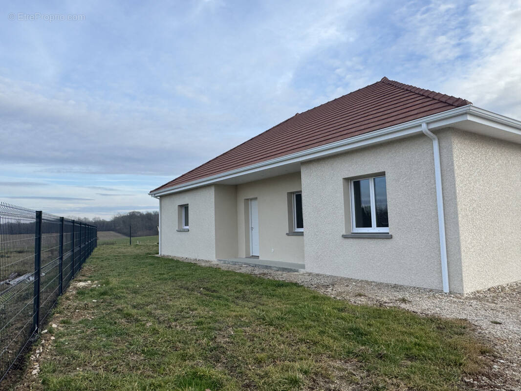 Maison à BRUAILLES