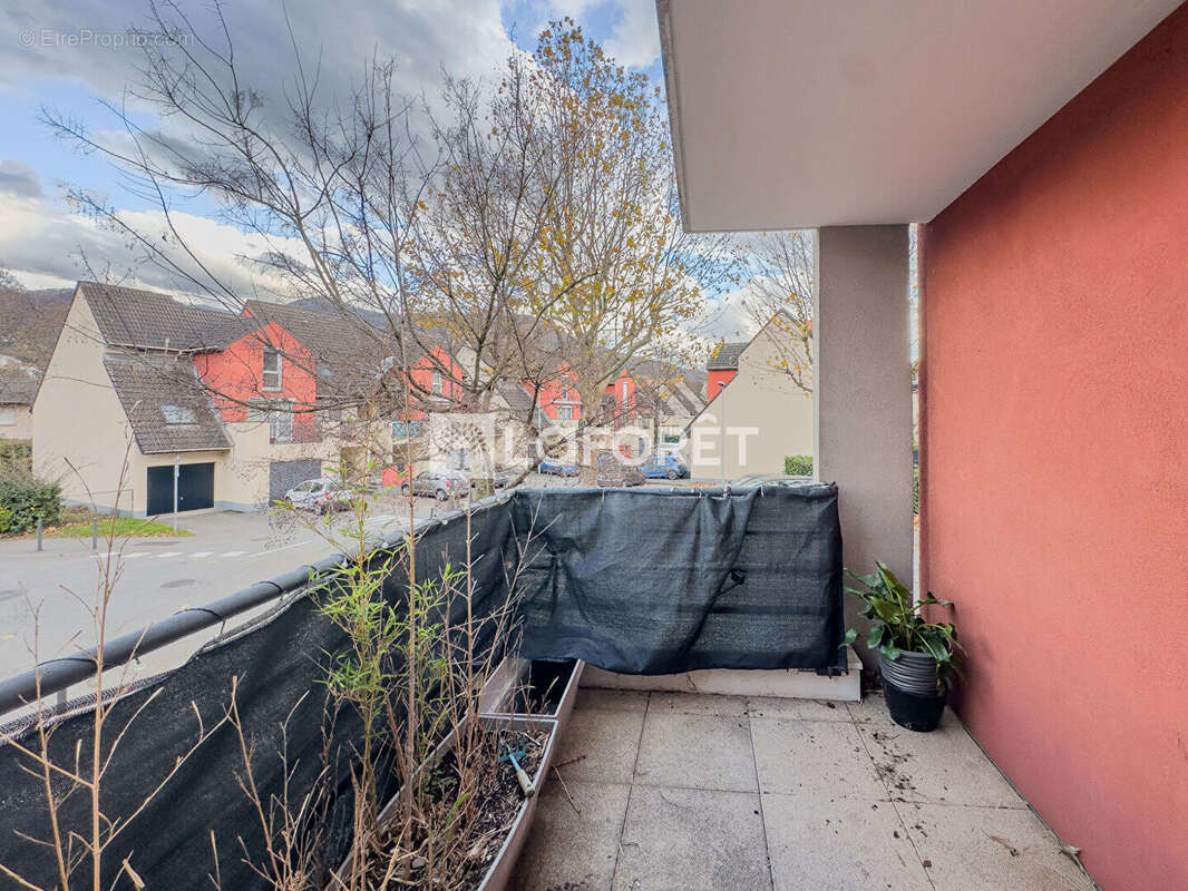 Appartement à SAINT-MARTIN-D&#039;HERES