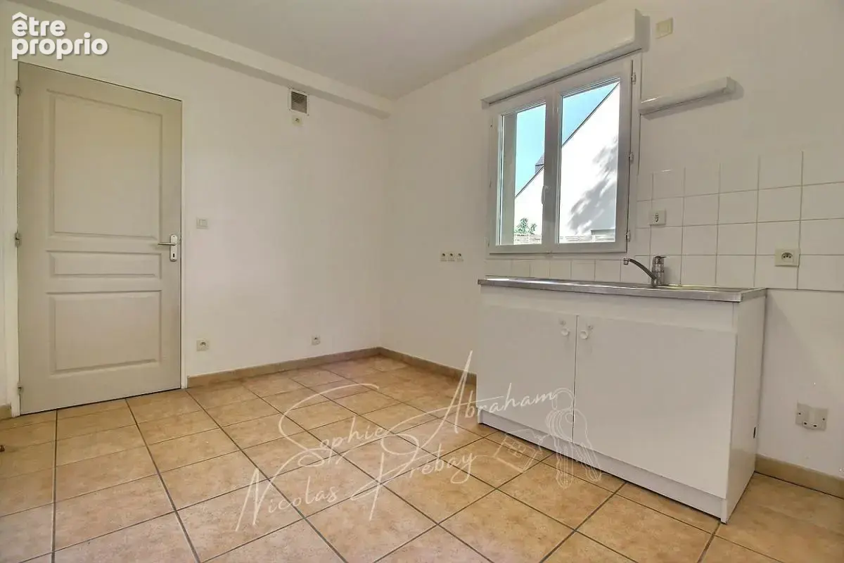 Maison avec 5 chambres, garage et jardin - photo 5