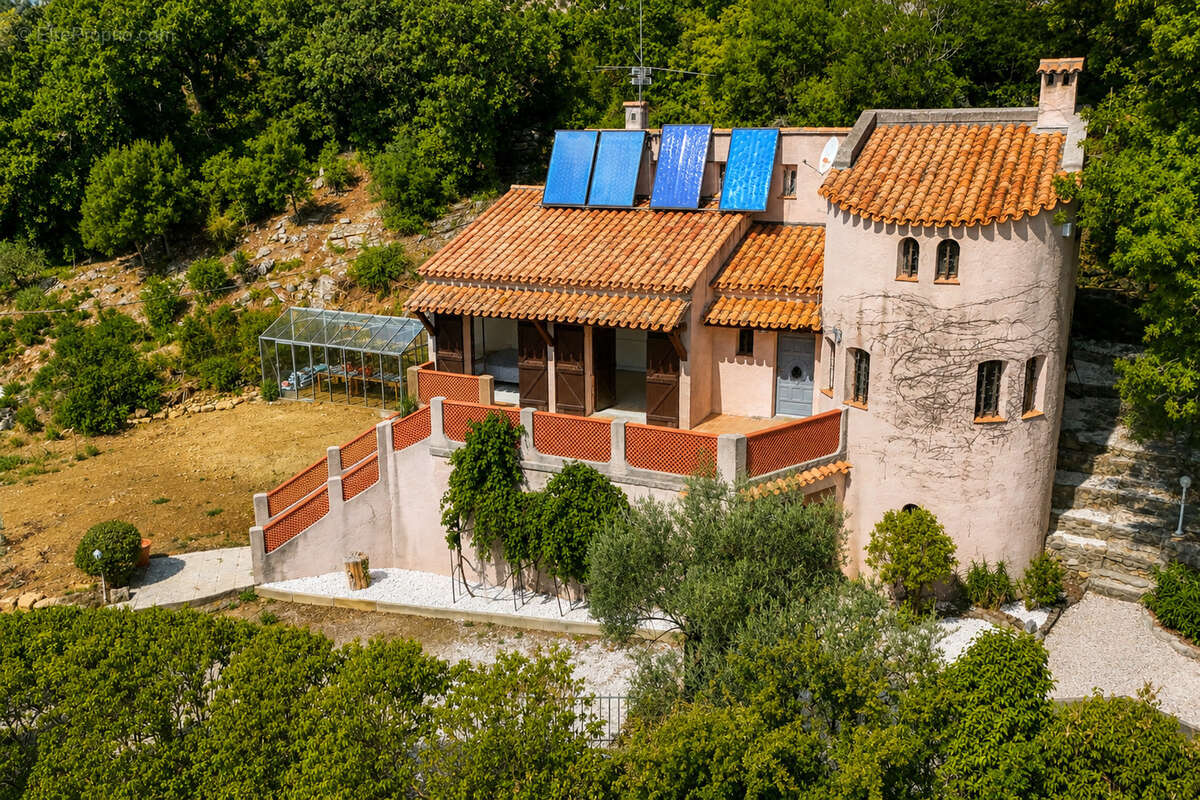 Exclusivité   Villa d'Exception T7 sur 2 000 m2 avec Piscine - photo 3