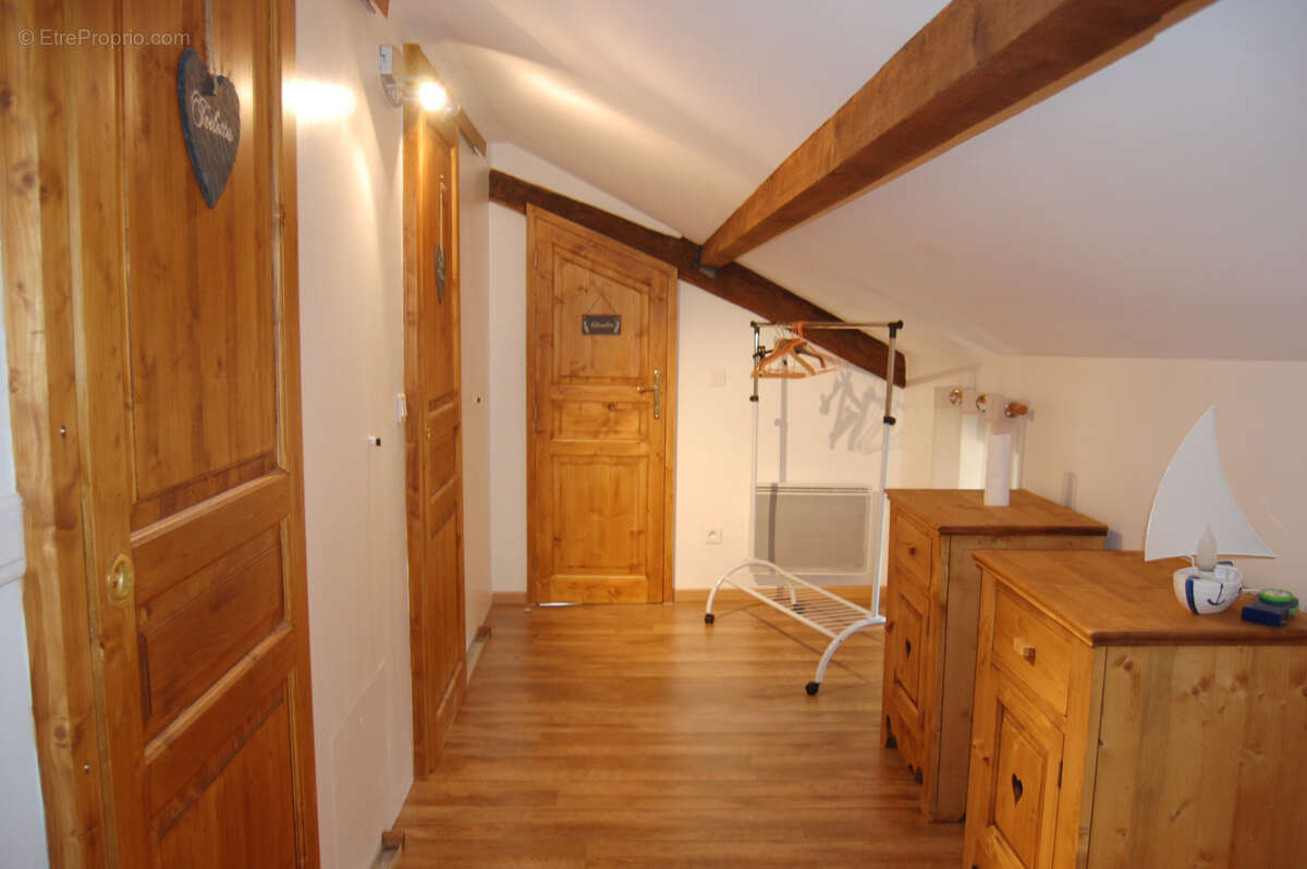 Maison à MILHAC-D'AUBEROCHE