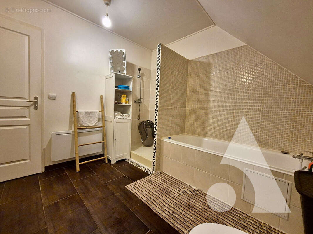 Maison à VILLERS-COTTERETS