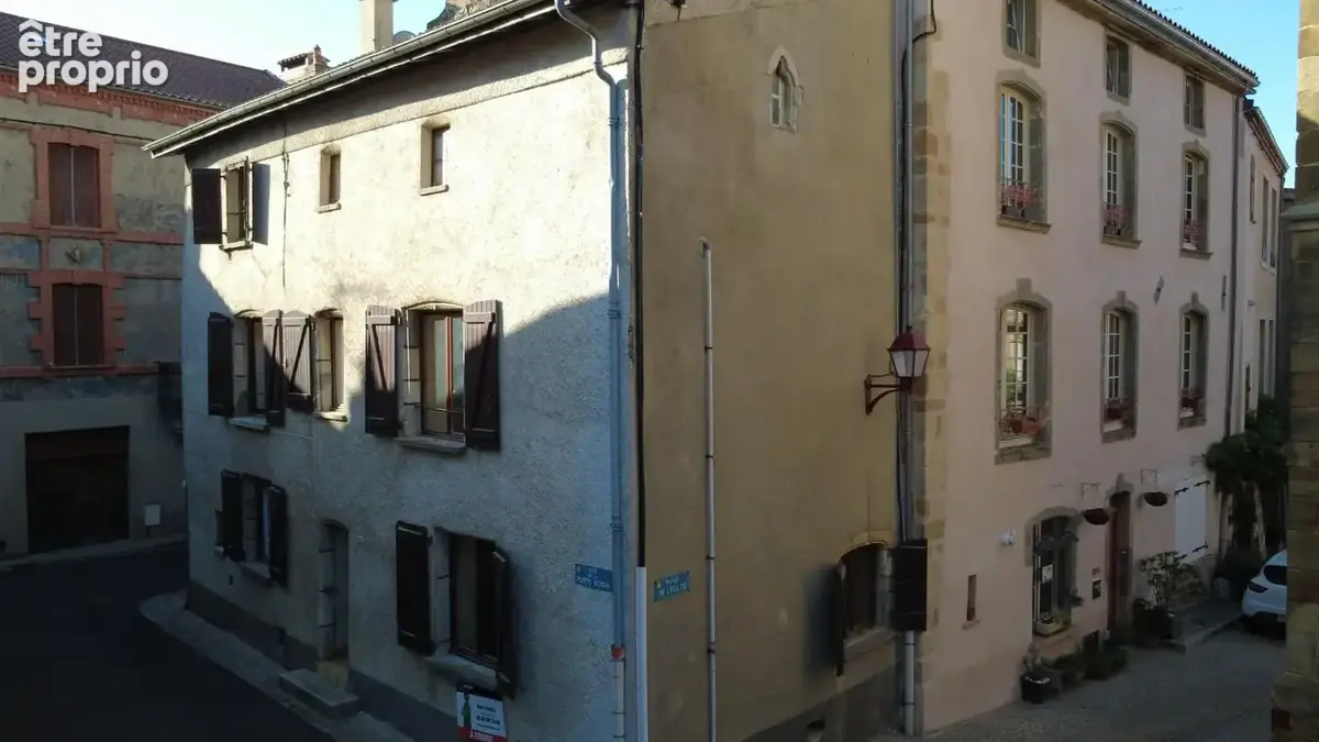 Maison 108 m² à Vic-Le-Comte  - photo 8