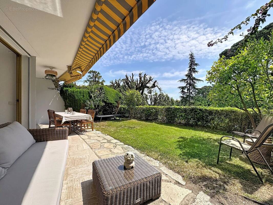 Appartement à CANNES
