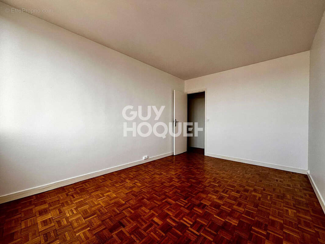 Vanves - quartier du plateau - appartement familial 4 pièces de 82,80 m² avec balcon, cave - résidence avec gardien - photo 17