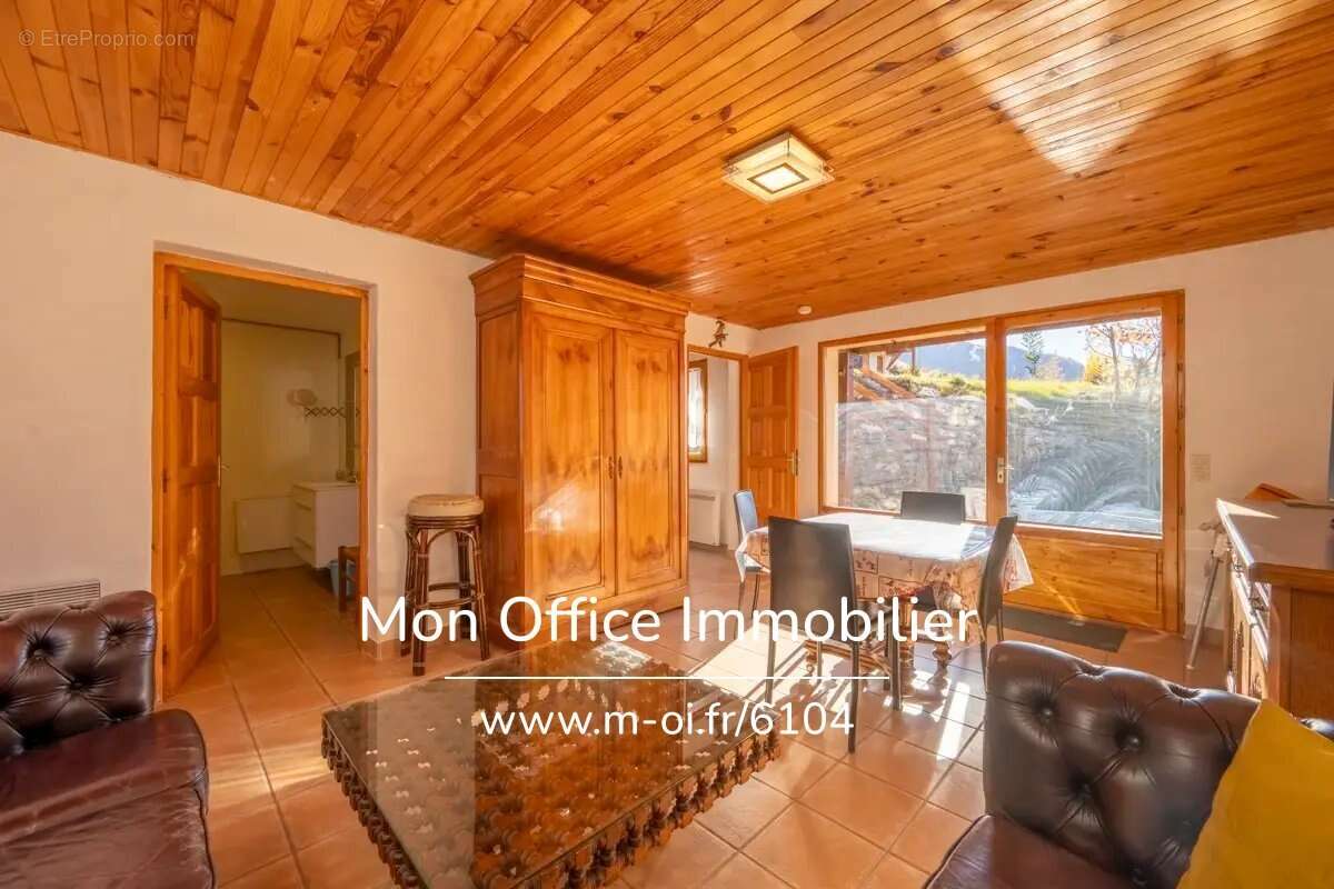 Maison à MOLINES-EN-QUEYRAS