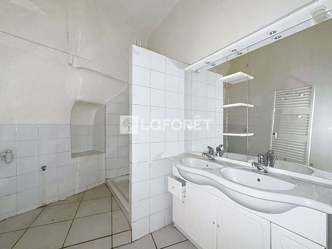 Appartement à CHATILLON-SUR-CHALARONNE