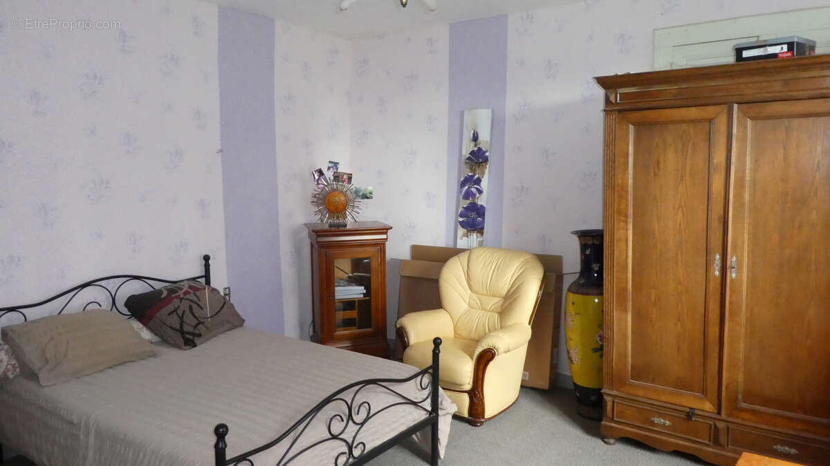 Maison à LA CROISILLE-SUR-BRIANCE