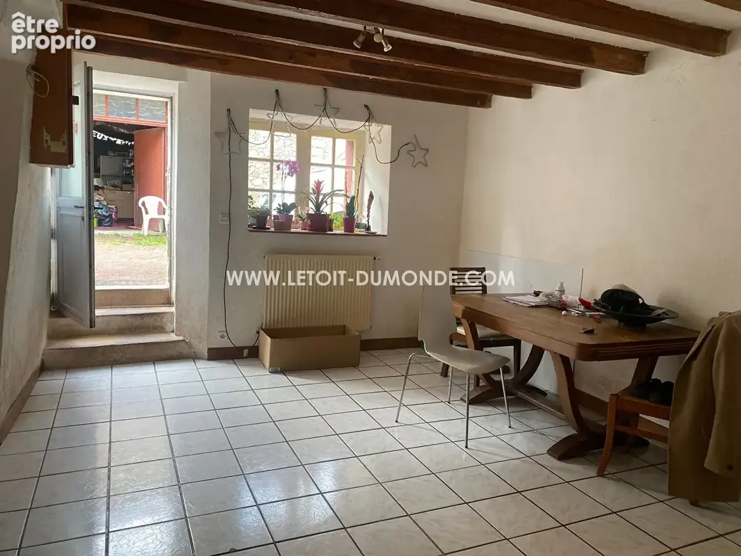 Maison avec une grange et un jardin à 5 min de Ribérac.. - photo 2