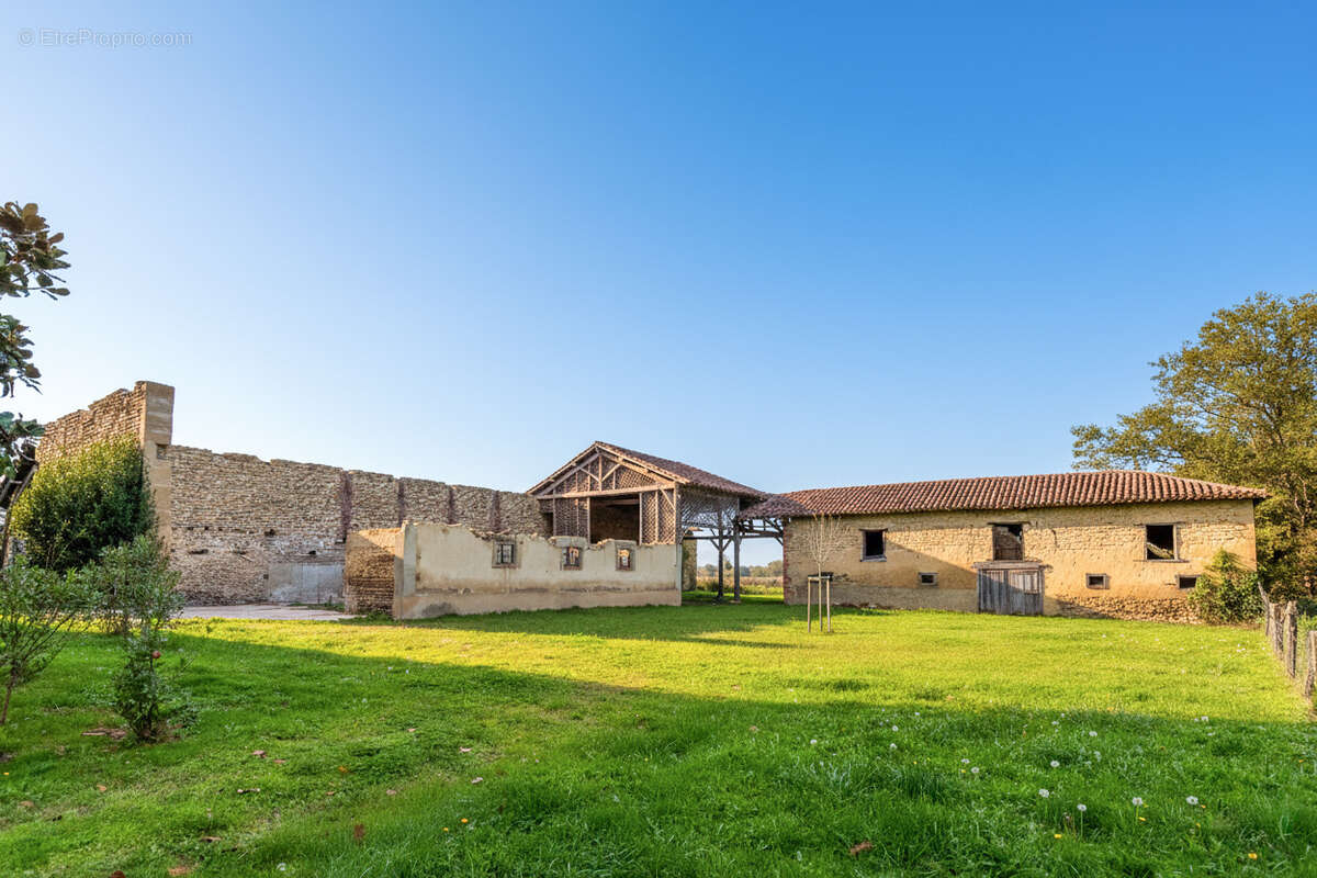 Maison à CASTELNAU-MAGNOAC
