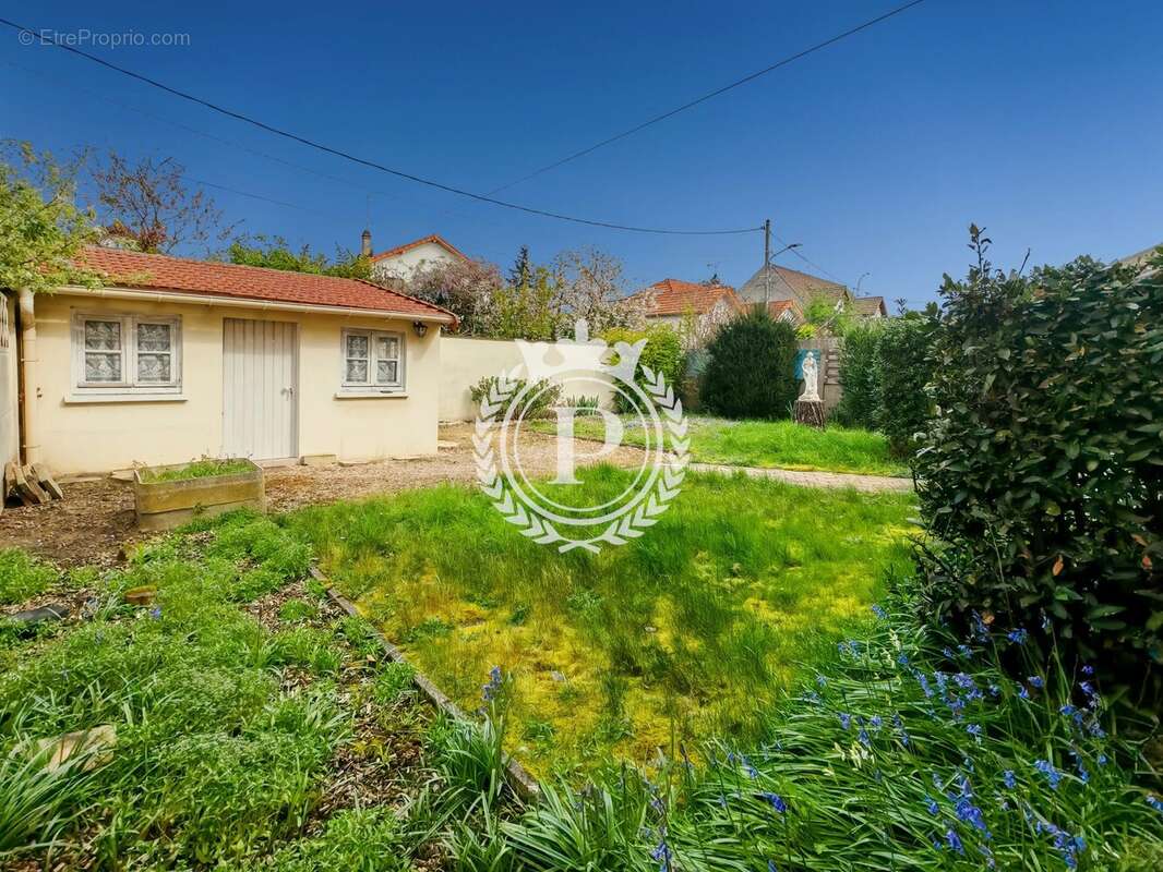 Maison à NEUILLY-SUR-MARNE