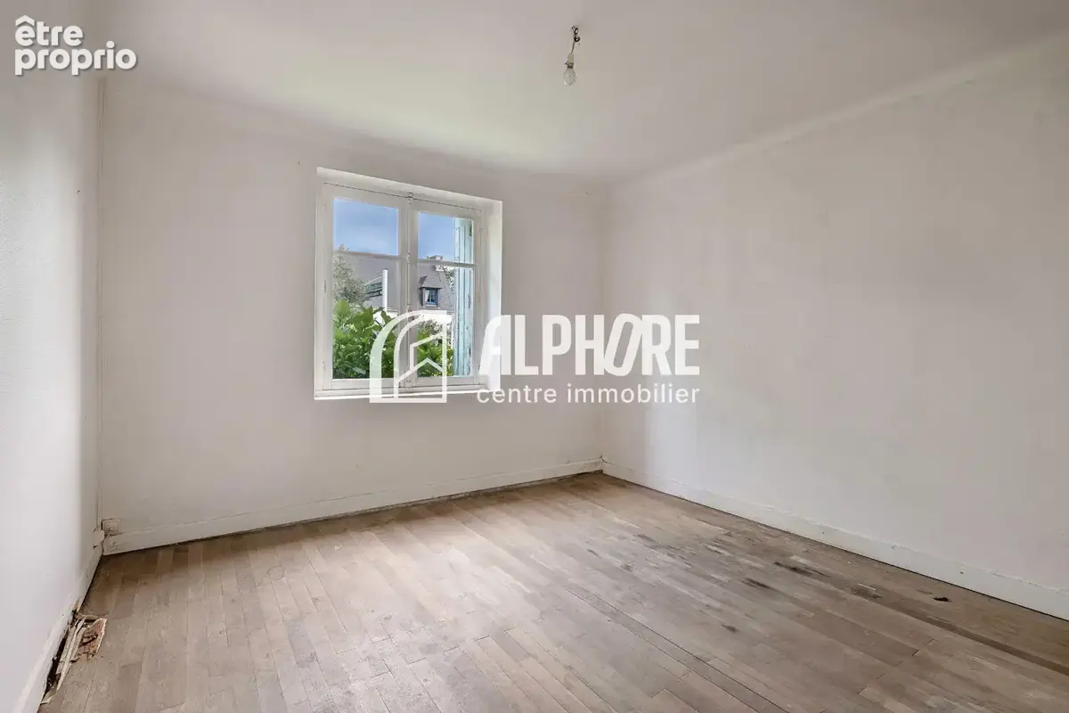 EXCLUSIVITÉ Alphore ImmobilierLA BAULE-ESCOUBLAC  Maison en pierre 3 pièces de 84 m² brut à aménager sur un terrain de 1990 m² - photo 3