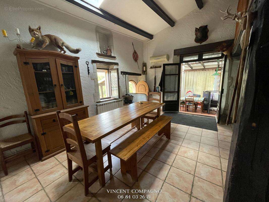 Maison à ESPARRON-DE-VERDON