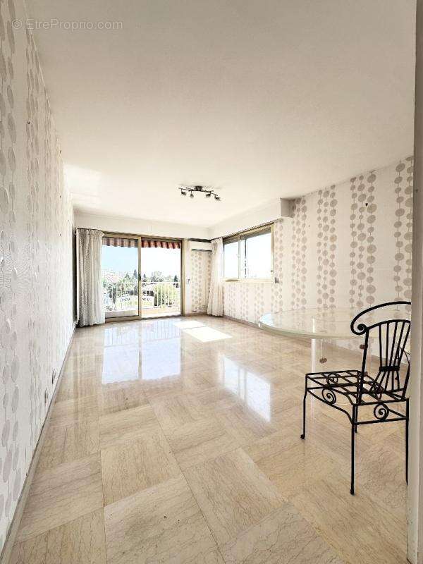 Appartement - photo 2