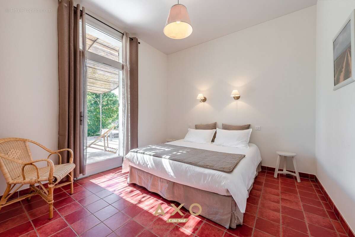 Maison à MOUSTIERS-SAINTE-MARIE